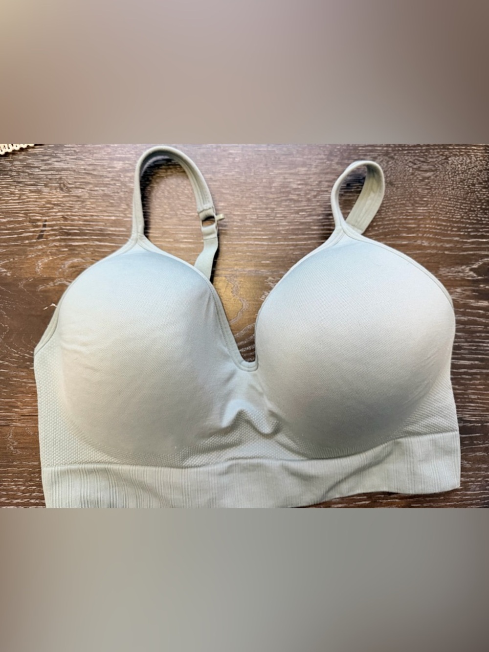 Avia Green Woman’s XL Athletic Fit Bra